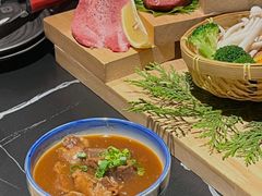 -山川小町·极番烧肉(新地假日广场店)
