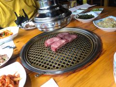 -唯成•韩国炭火烤肉 유성고기