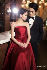 欧美时尚-巴黎婚纱摄影工作室