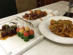 -闫府私房菜(经四路万达店)