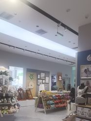 -国际蓝孩(万象城店)