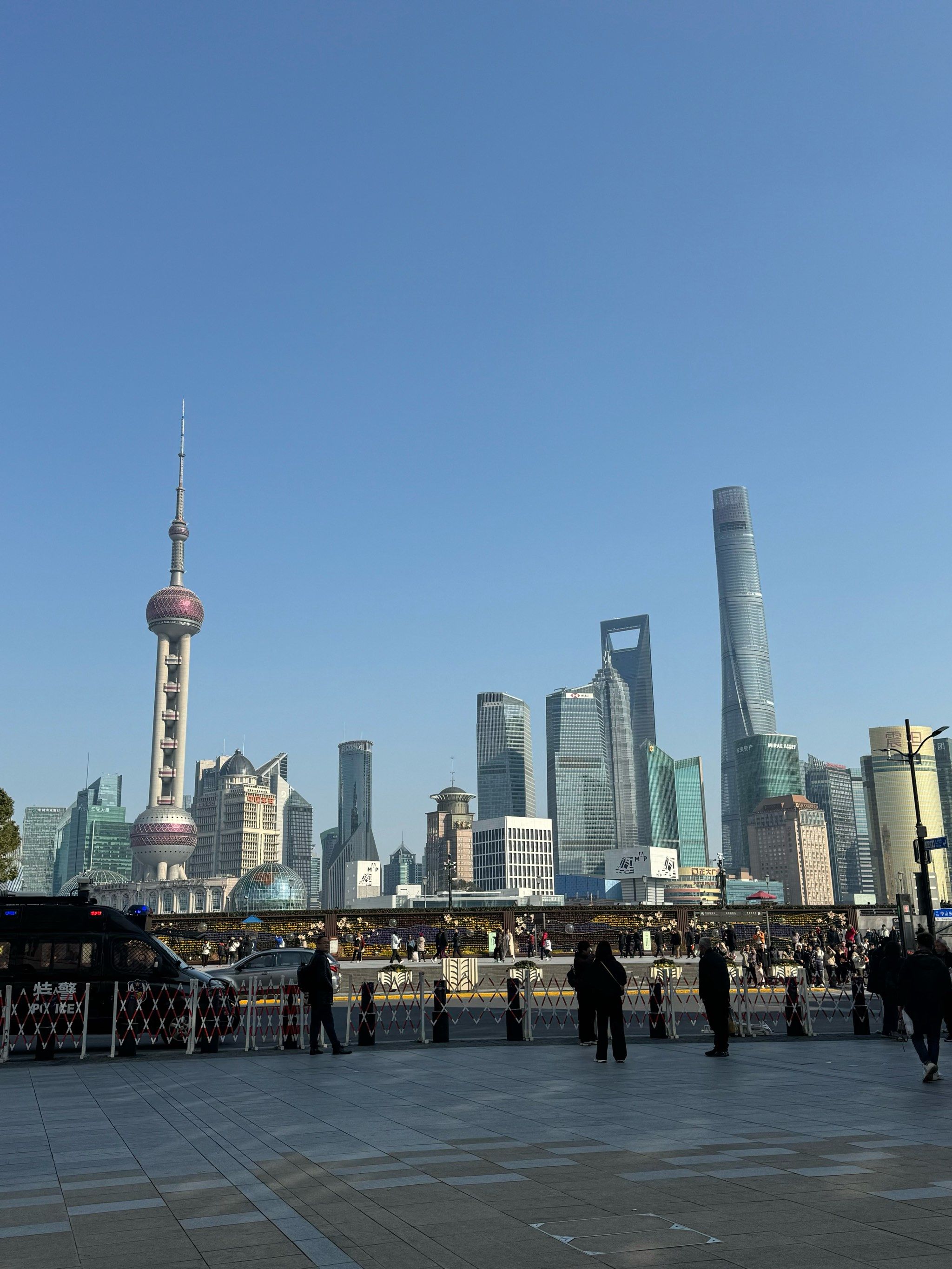 白天的上海外滩
