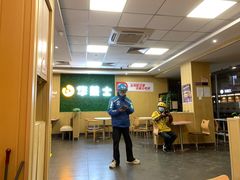 -华莱士·全鸡汉堡(五爱道店)