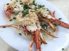 蒜容蒸龙虾-秋姐美食店(旅游大道店)