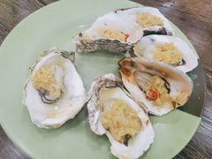 炭烧蒜蓉生蚝-贞姨美食·老字号海鲜大排档