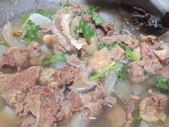 -大众跷脚牛肉馆·非遗传承单位(峨眉山店)