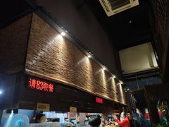 -八月美食小馆(银泰城总店)