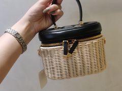 -六六奢品·vintage中古·回收二手奢侈品包包手表首饰(环球港店)