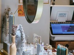 -LADY FAFA(巨鹿路陕西南路路口店)