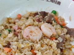 -小杨生煎(金山百联购物中心3楼店)