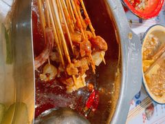 -马路边边串串香(苗栗路店)