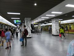 -烈士陵园(地铁站)