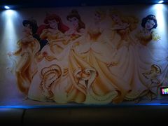 -唯爱KTV聚会餐厅(仙林东城汇店)