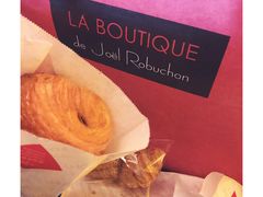 -Salon de The de Joel Robuchon(外滩18号店)