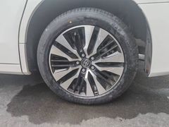 -倍耐力轮胎专卖店(碧云路店)