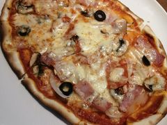 超级至尊披萨-JINNS锦时 steak&pizza(浸信会礼拜堂旧址店)