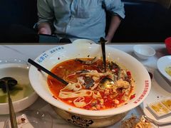 -坛宗剁椒鱼头(河西王府井店)