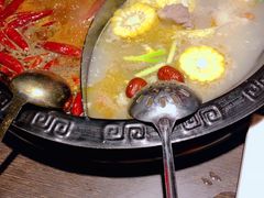 -九牧鱻·渝老鬼重庆火锅(人民路店)