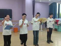 -小荧星艺校(大宁分校)