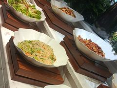 -金滏山烤肉·海鲜·火锅自助餐厅(襄阳万达店)