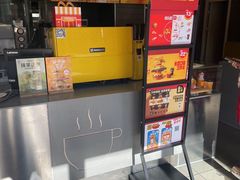 -麦当劳(杨林得来速店)