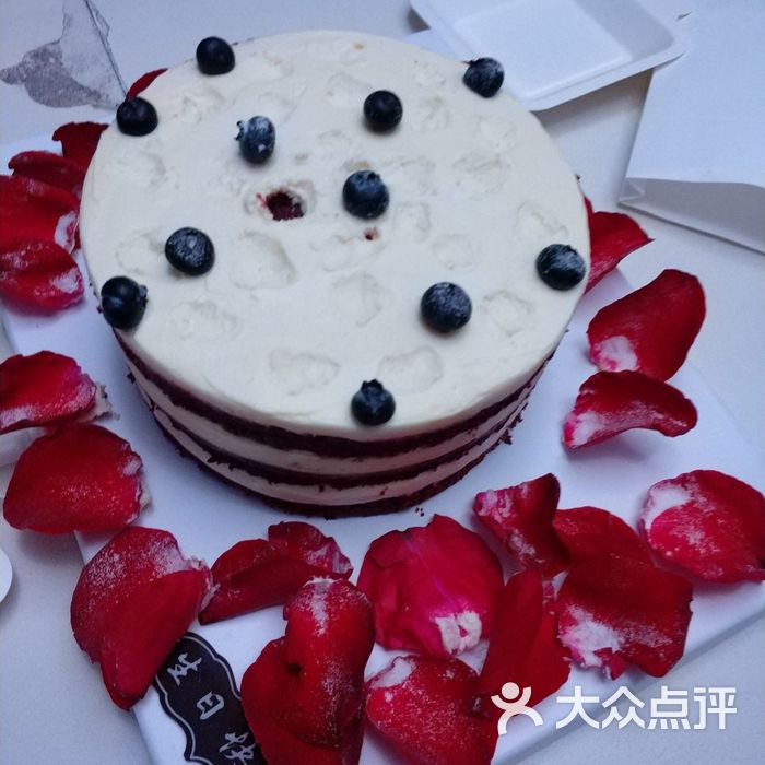 皮娜鲍什下午茶红丝绒裸蛋糕图片-北京面包甜点-大众点评网