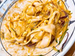 -陇上秦轩西安biangbiang面(朝龙汇店)