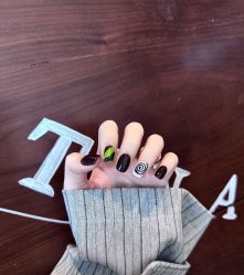 -赢韵美甲美睫瑞士净斑中心