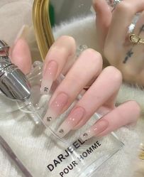 -1T·1M 日式美甲美睫