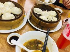 鸡汁汤包-苓记南京鸭血粉丝.皮肚面(县东巷店)