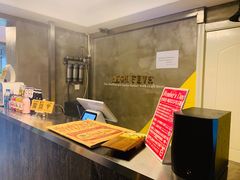 -HIGH FIVE哈福手工汉堡(桂林路店)