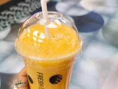 -每日新鲜水果吧(芮欧百货店)