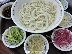 -海碗居老北京炸酱面(增光路店)