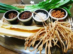 -山沟沟羊小馆&烤全羊羊肉汤(麦岛店)