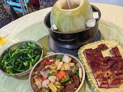 -红旗山庄(圭峰山店)