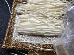 -顶顶汤火牛排火锅·经典铜锅涮肉