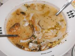 -渔语鱼新川菜Bistro(万象天地店)