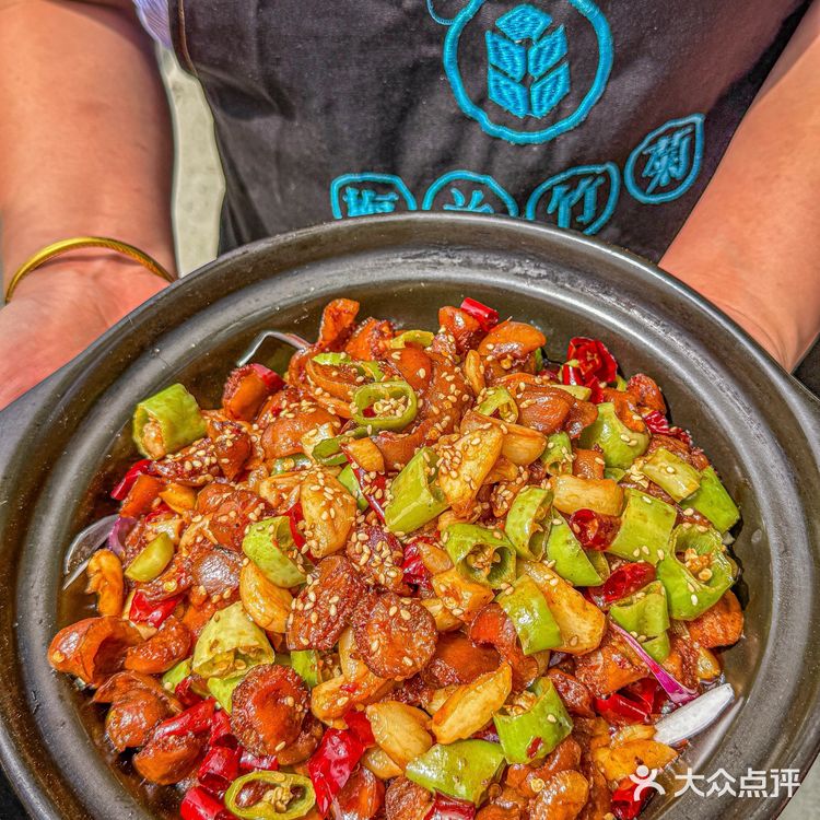 环翠区鲜货天花板！这鲁菜馆香到扶墙出！