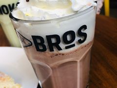 巧克力奶昔-Moka Bros 摩卡站(嘉华店)