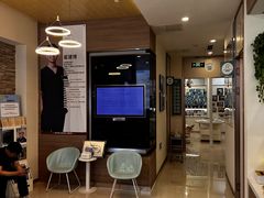 -维乐口腔(美维云门诊陆家嘴店)