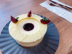 -潮一不贰·法式甜品·生日蛋糕·西式简餐(外滩店)