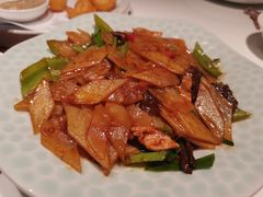 -红樱桃·欢乐餐厅(太原里店)