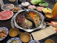 -重庆风光老灶火锅城(同德广场店)
