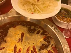-山城年华老火锅(玉林店)