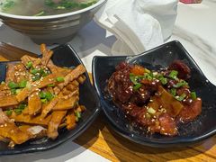 -馋三尺蟹粉小笼(人民广场店)