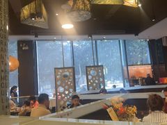 -伯顿西餐厅(厚街香榭丽店)