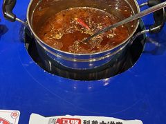 -马路边边串串香(苗栗路店)