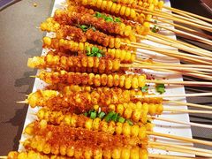 -城墙拐拐火锅(三峡广场黑金冠店)