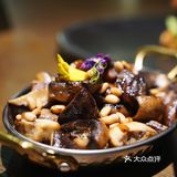 快来一口老牌的力波啤酒吧