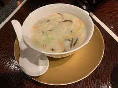 -杭州西子湖四季酒店·金沙厅